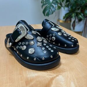 FREE with purchase* New Amazon black studded slides